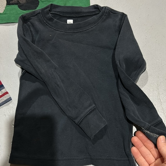 Lot 5 long sleeved toddler boy cotton play shirts - Picture 2 of 11